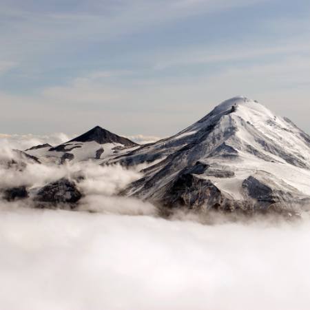 bjerg, sne, tåge, hagl Vronska - Dreamstime