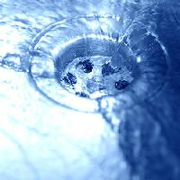 Pixwords Billedet med vand, afløb, vask Tommy Maenhout - Dreamstime