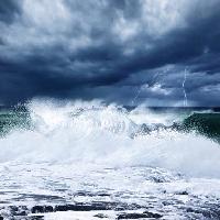Pixwords Billedet med vand, storm, havet, vejret, sky, skyer, lyn Anna  Omelchenko (AnnaOmelchenko)